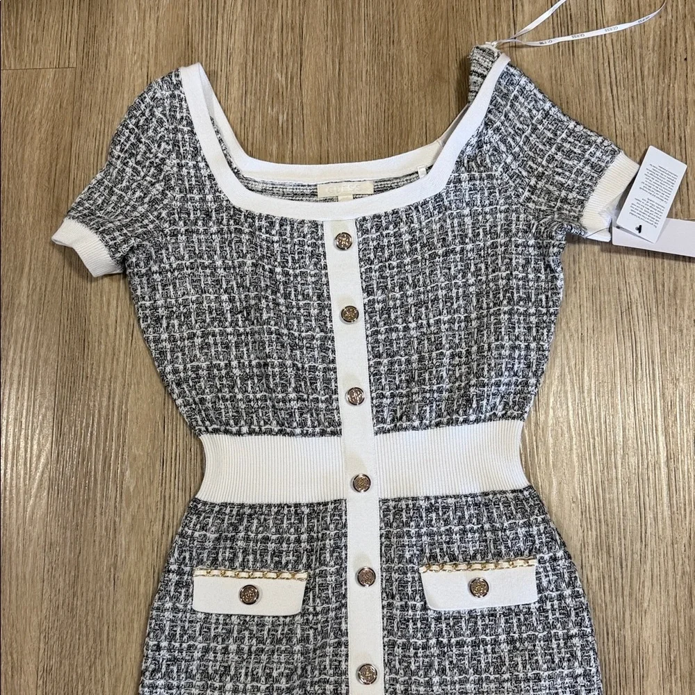 New Guess White-Trim Grey Tweed Knit Dress with Gold Buttons size XS - Picture 2 of 5